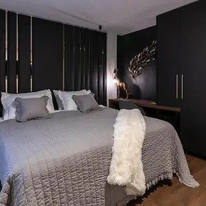 city-premium-rooms-ae1573.hotelinzadar.com/